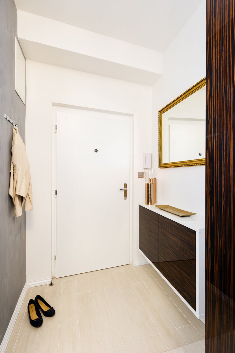 Garsonka je určena pro krátkodobé pronájmy cizincům. A pokud v ní chcete být ubytovaní, naleznete ji i na mezinárodním ubytovacím portálu Air BNB. Na…