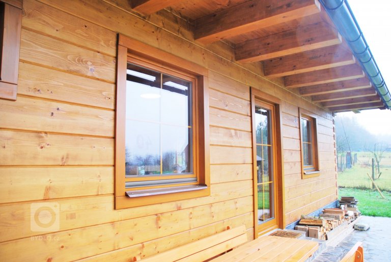 add picture to album