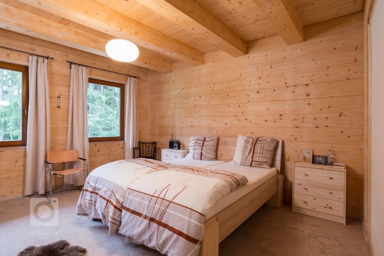 add picture to album