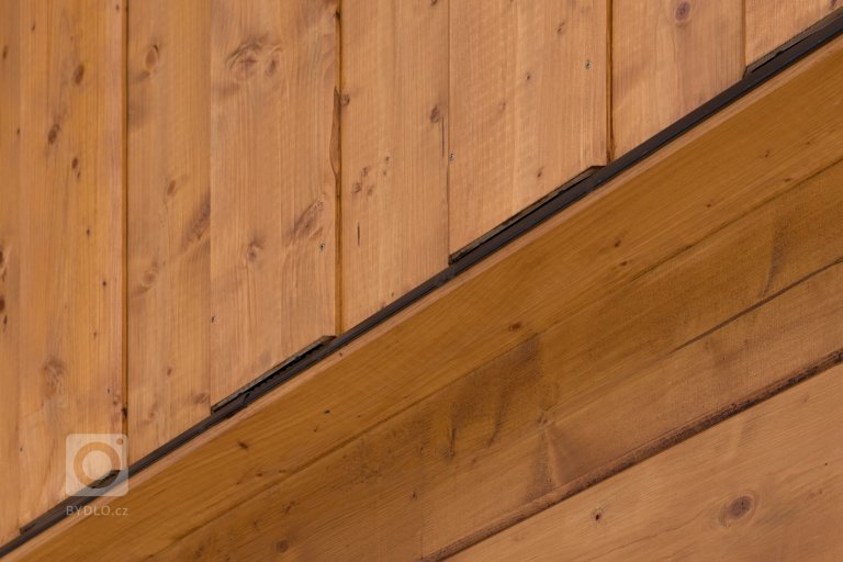 add picture to album