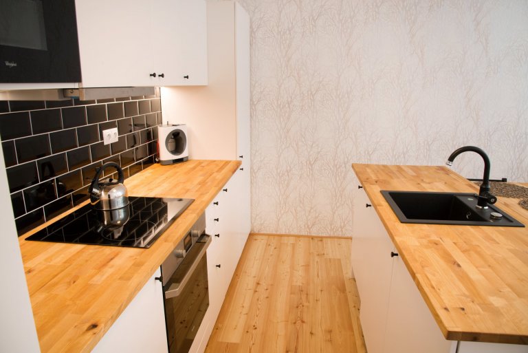 Zadání znělo jasně - účelně zařídit nově vybudovaný apartmán, který je primárně určen ke krátkodobému pronájmu a v průběhu roku slouží k rekreaci i jeho…