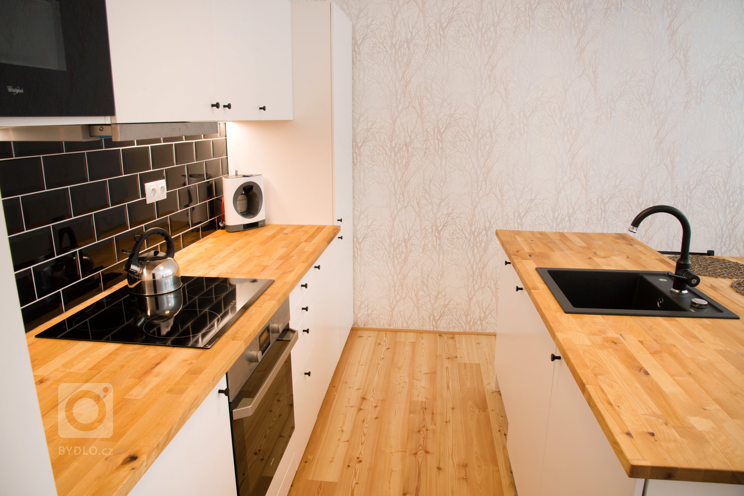 Zadání znělo jasně - účelně zařídit nově vybudovaný apartmán, který je primárně určen ke krátkodobému pronájmu a v průběhu roku slouží k rekreaci i jeho…