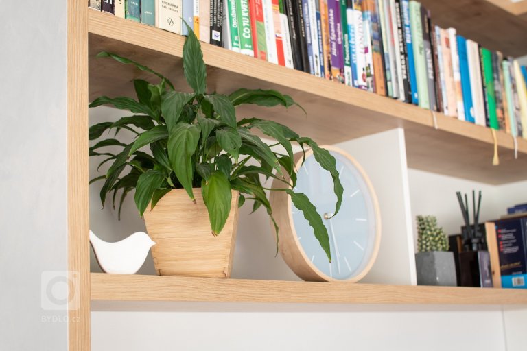 add picture to album