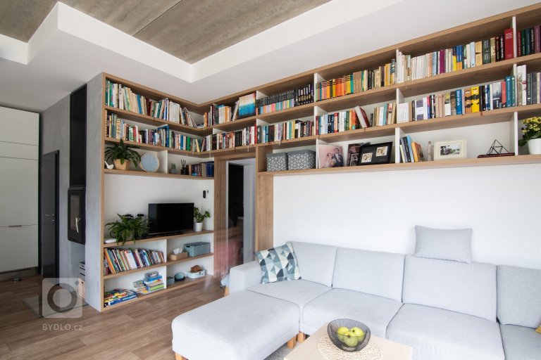 add picture to album