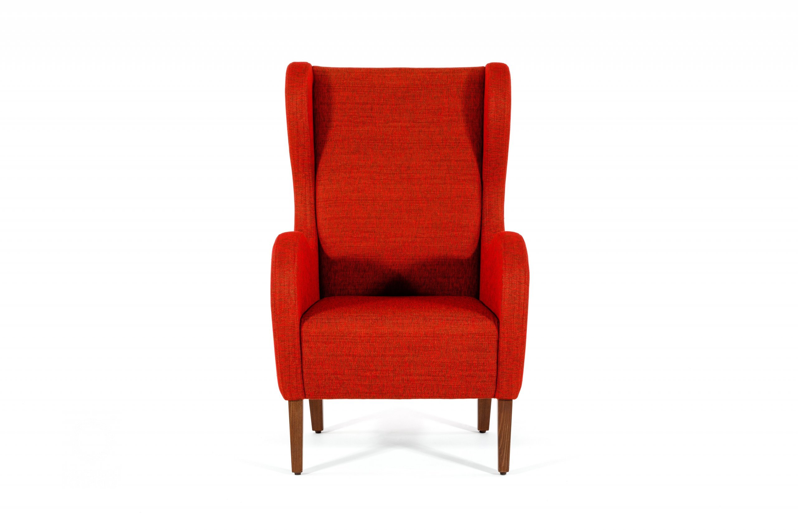 Přidanou hodnotou křesla jsou tři různé varianty jeho provedení -&nbsp;křeslo nízké, křeslo vysoké a ušák. Každé z nich lze vhodně doplnit podnožkou ve stejném…