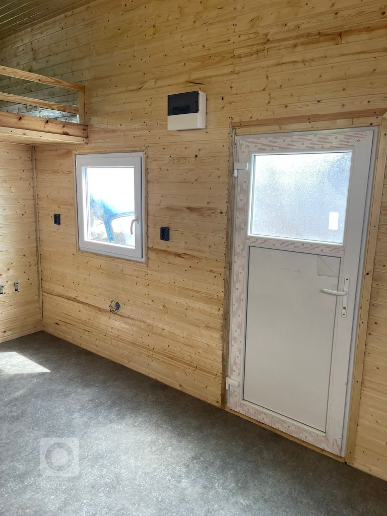 add picture to album