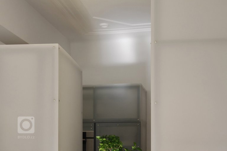 add picture to album