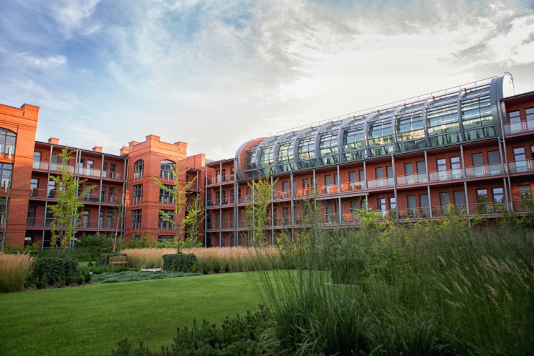 City Park Hotel & Residence