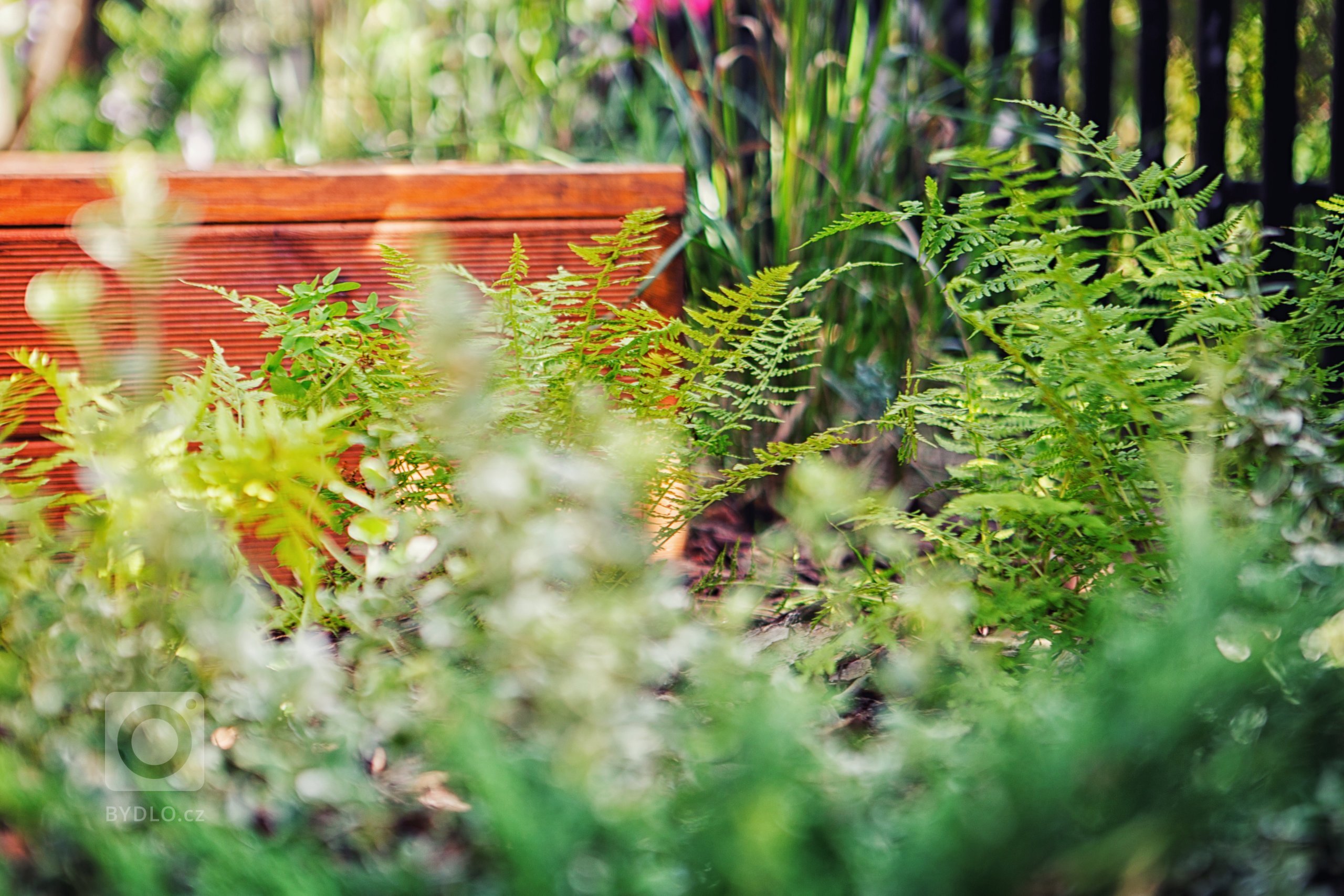 Projekt zahrady předpokládá vytvoření moderního prostoru, který by korespondoval&nbsp; s tvarem domu a jeho interiérem. Jedním z důležitějších prvků bylo…