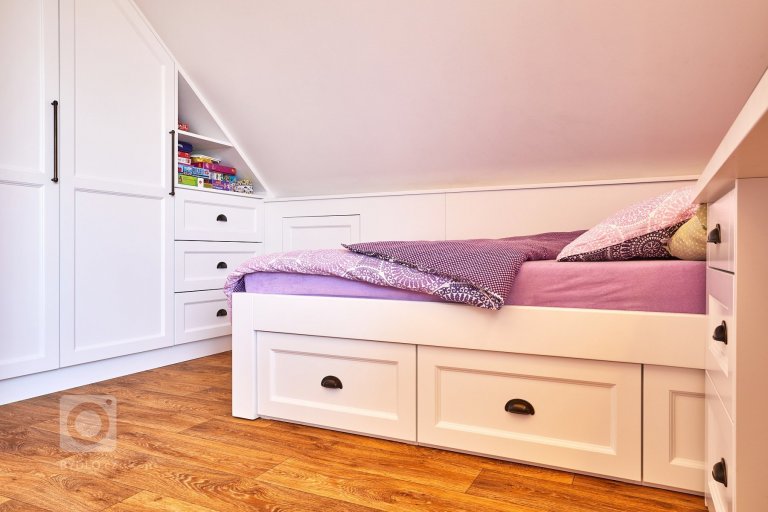 add picture to album