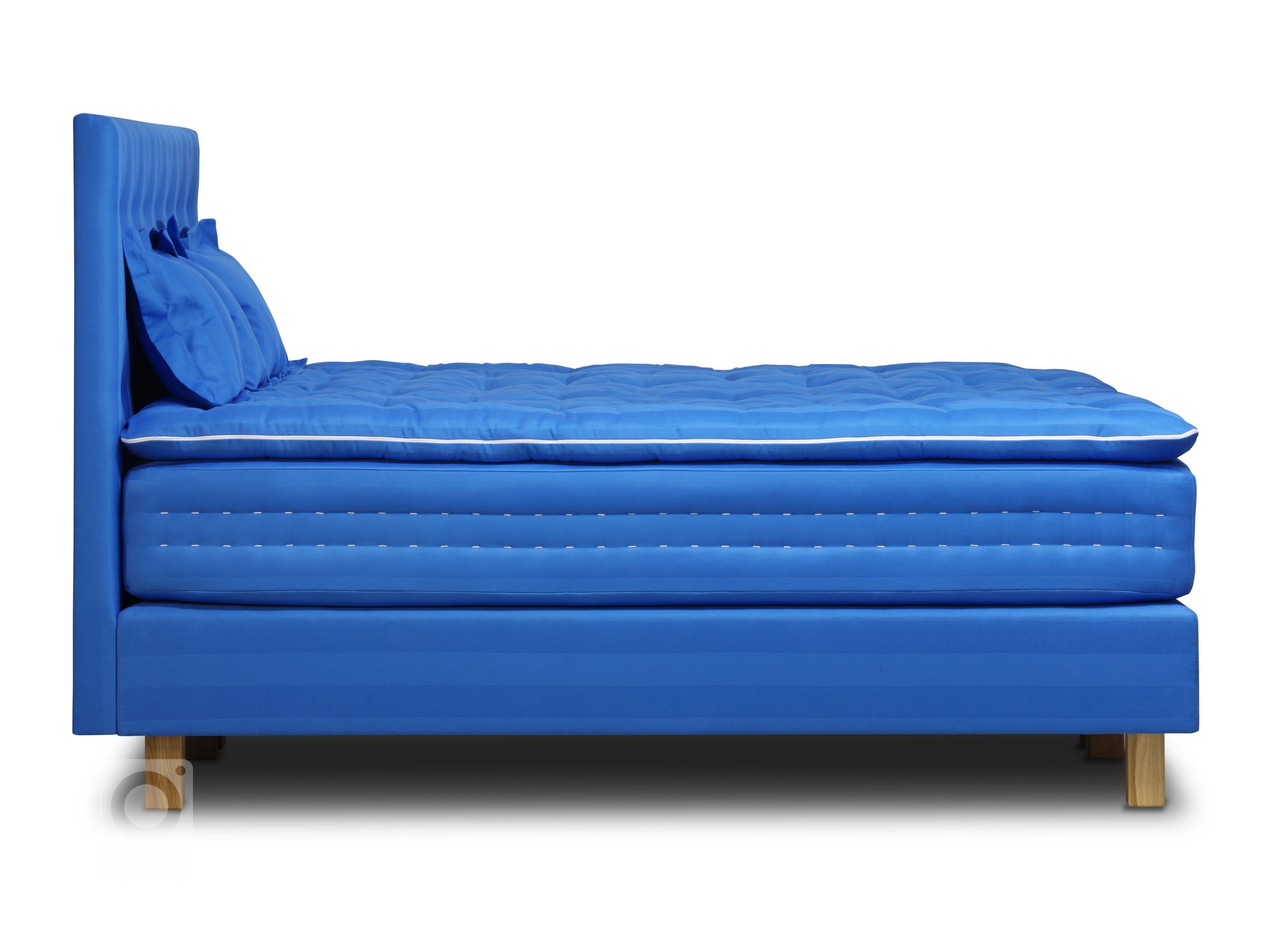 Phantasia patří do tradiční linie Saffron postelí. Vychází z původních skandinávských postupů výroby matrací z 19. století. Tato postel se během spánku…