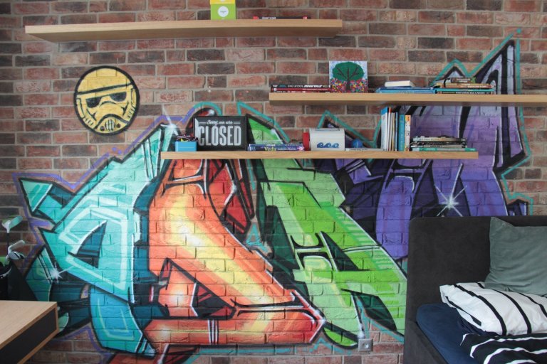 Moderní interiér s příjemnou atmosférou. Tak lze ve zkratce charakterizovat mezonet, laděný do jemně industriálního stylu s množstvím přírodních materiálů…