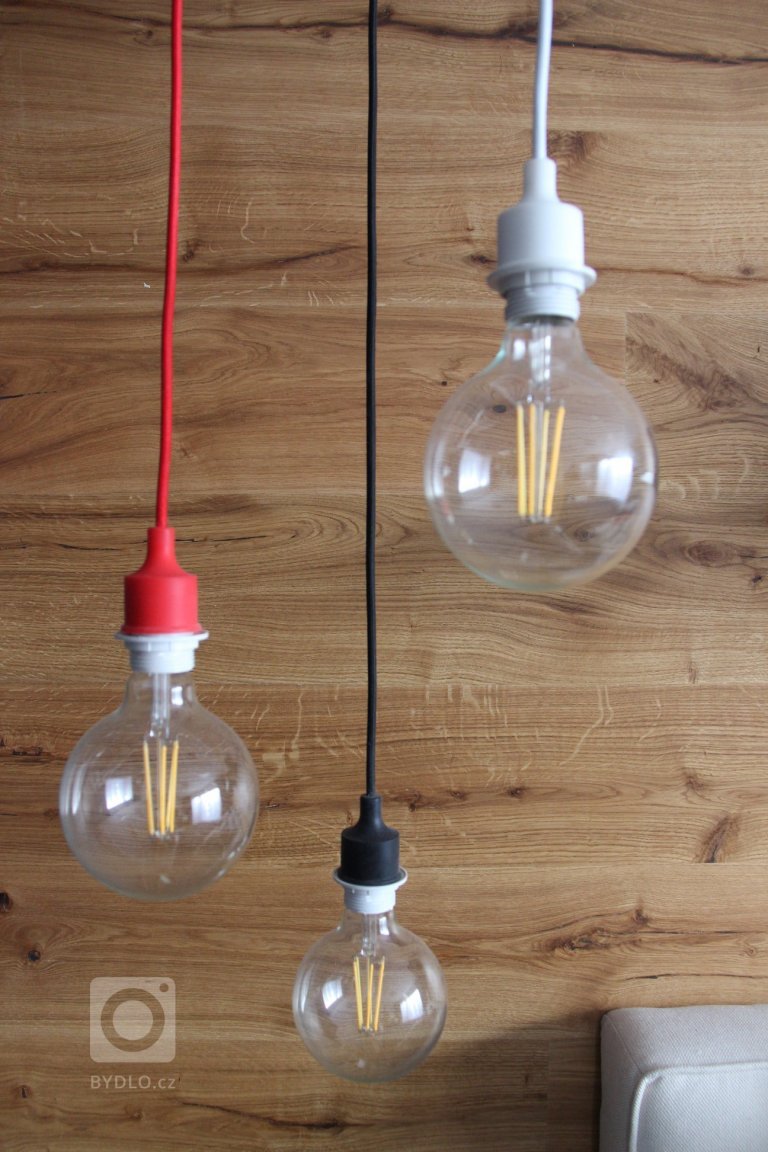 add picture to album