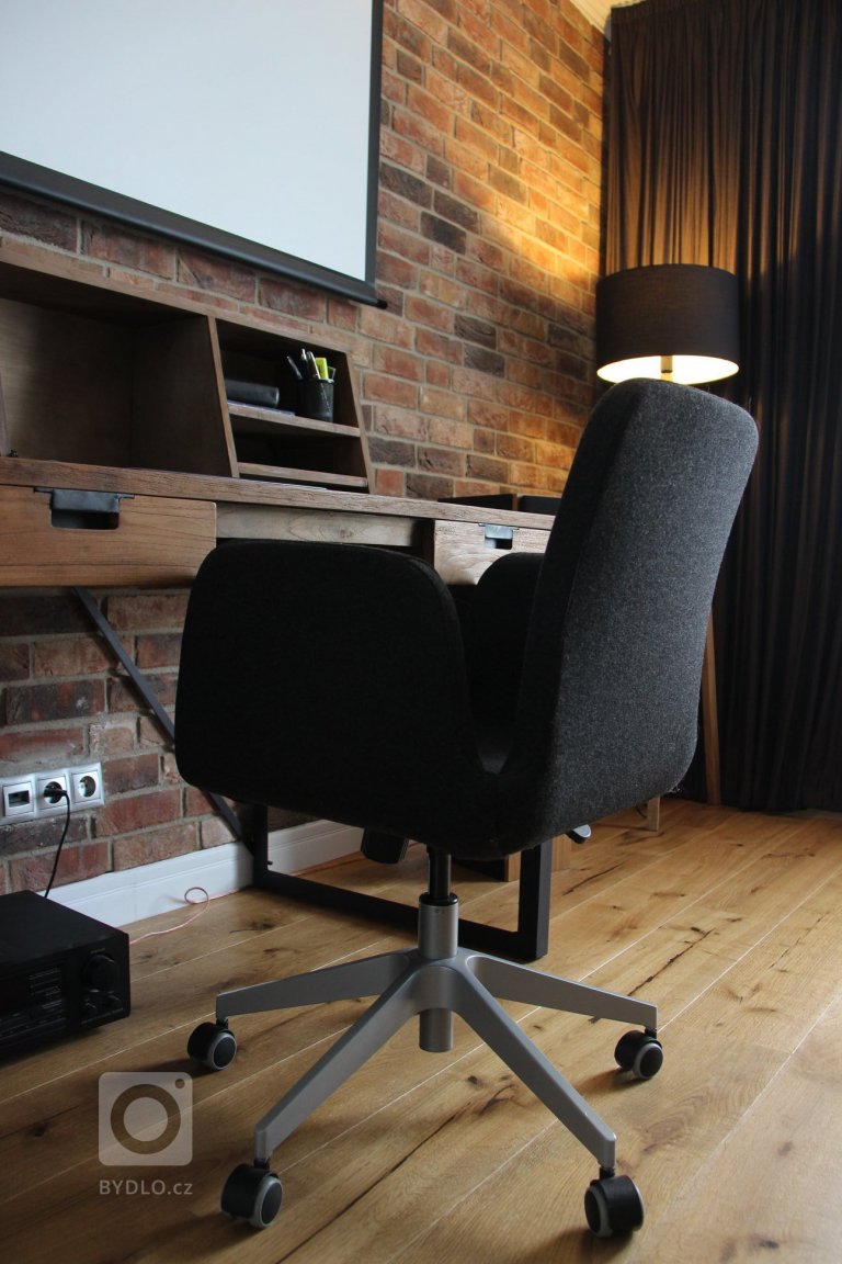 add picture to album