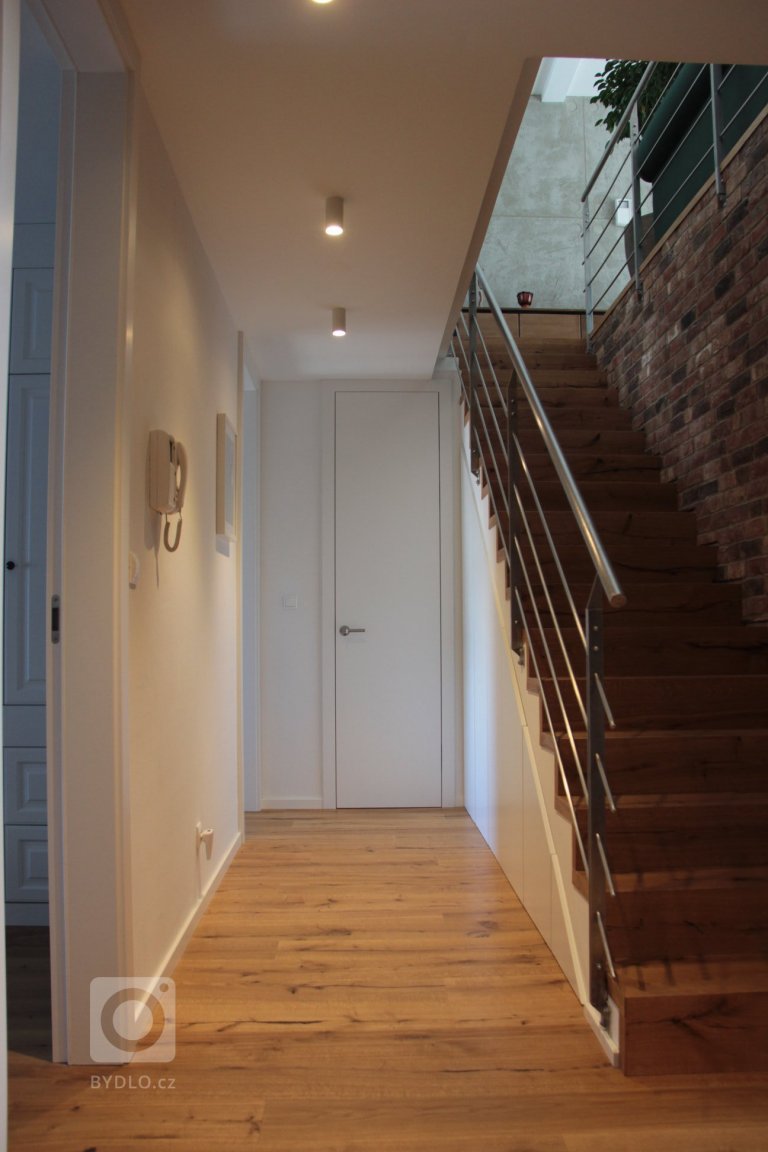 add picture to album