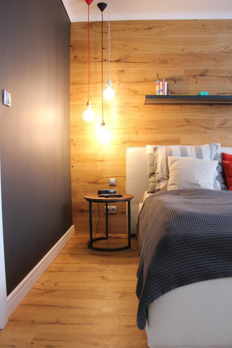 Moderní interiér s příjemnou atmosférou. Tak lze ve zkratce charakterizovat mezonet, laděný do jemně industriálního stylu s množstvím přírodních materiálů…