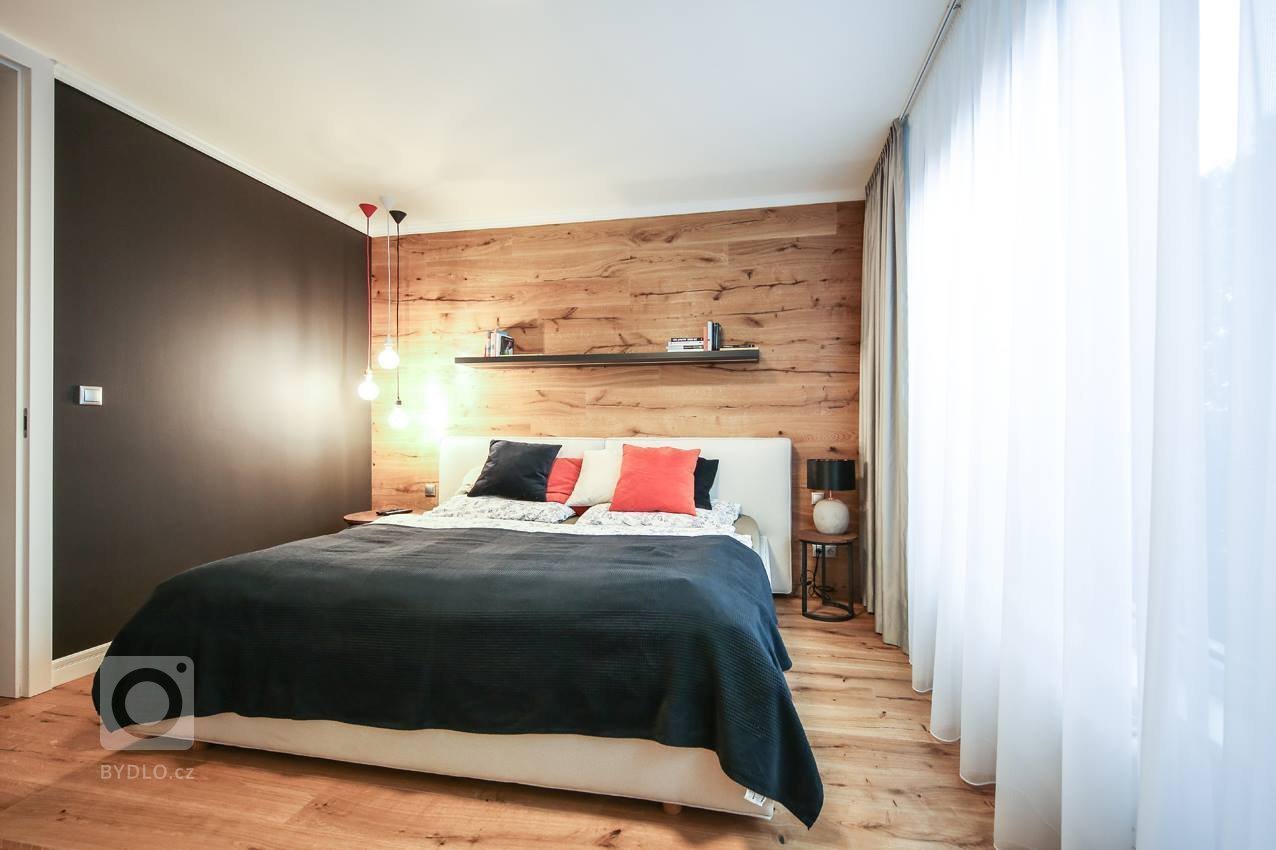 Moderní interiér s příjemnou atmosférou. Tak lze ve zkratce charakterizovat mezonet, laděný do jemně industriálního stylu s množstvím přírodních materiálů…