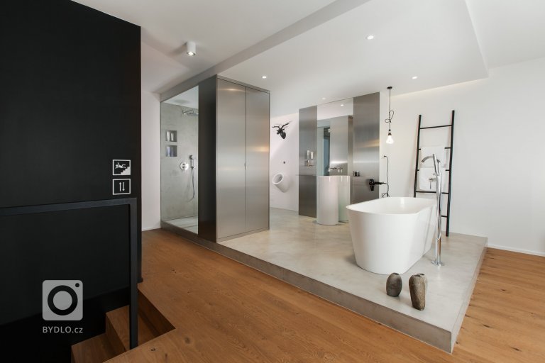 add picture to album