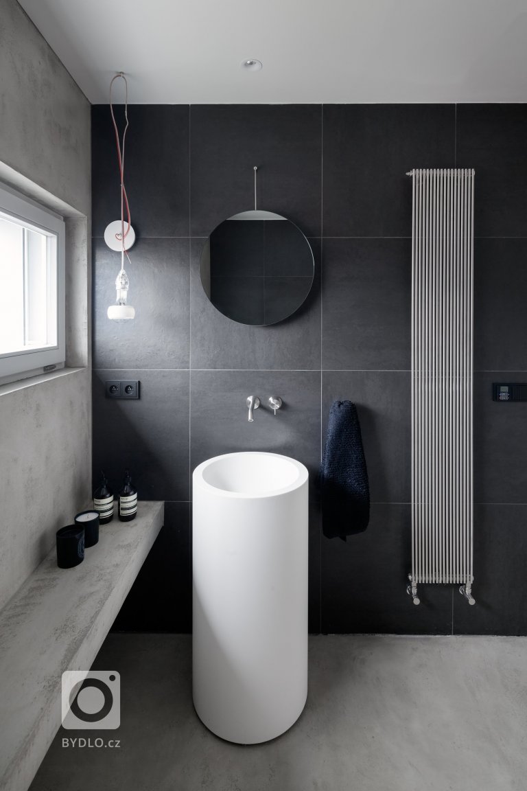 add picture to album