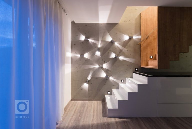 add picture to album