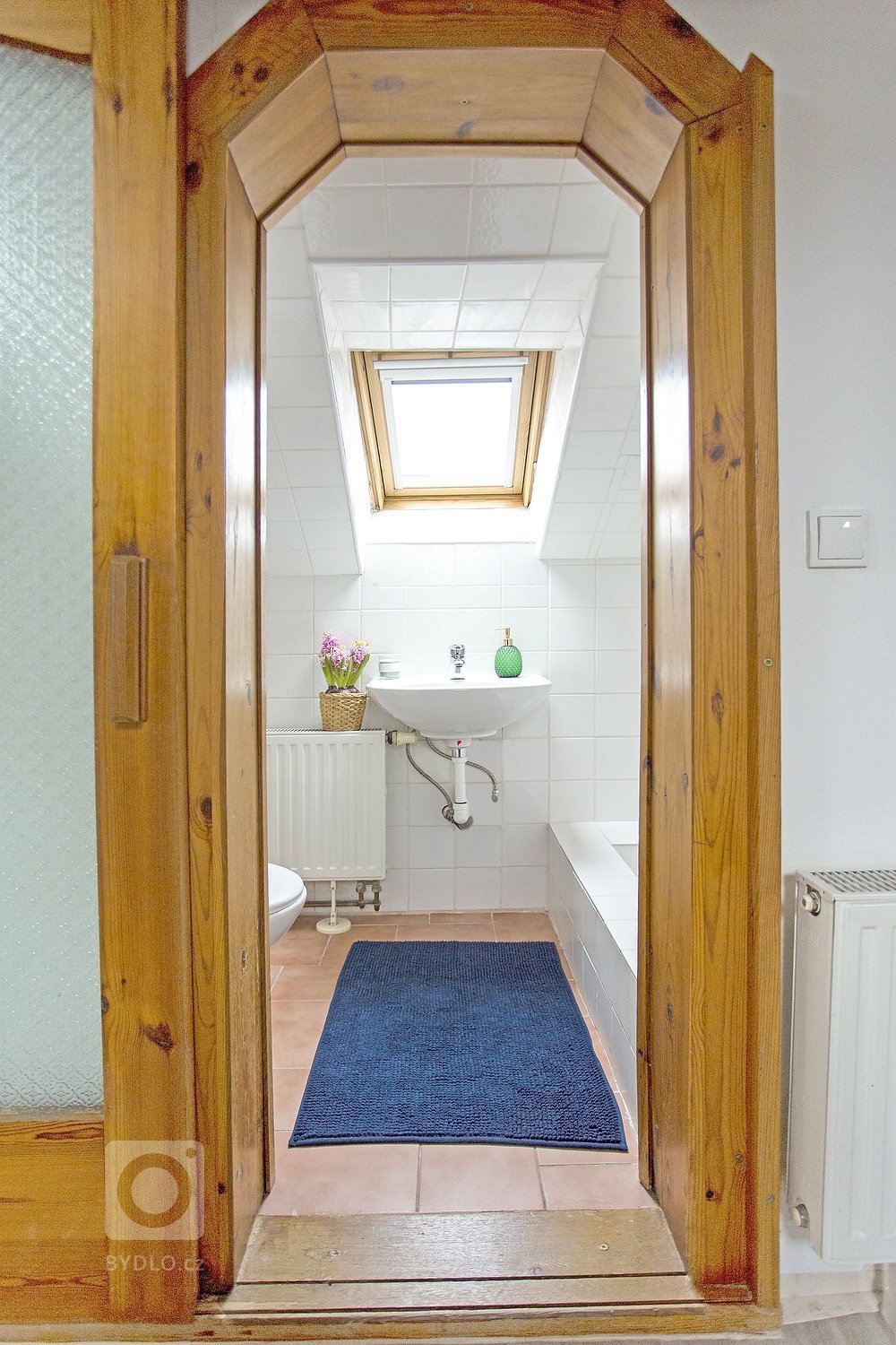 This small attic loft is located in the historical part of Prague, at the feet of the Castle and just a short walk from Charles Bridge.&nbsp;The goal was to…