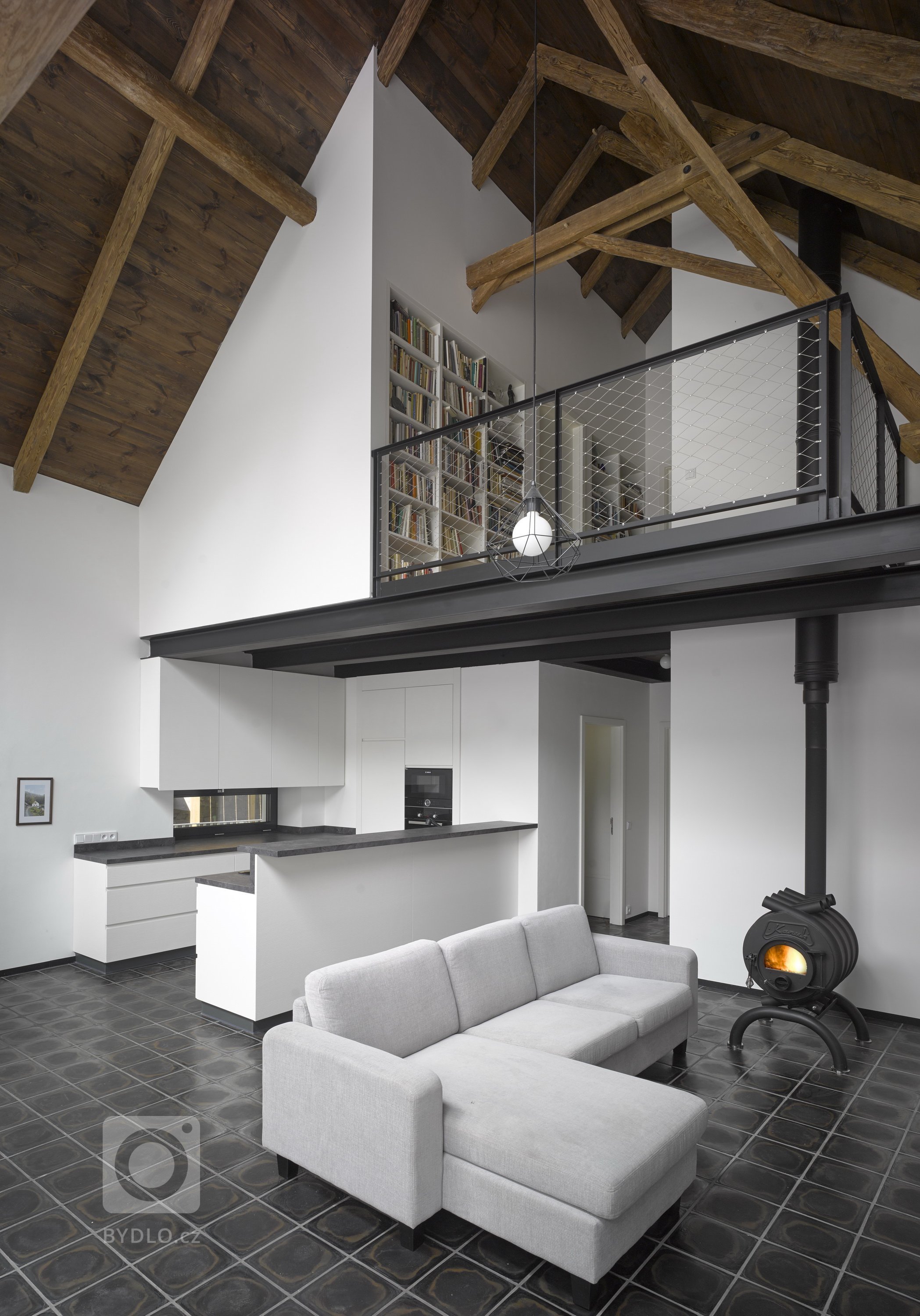 Již od prvního setkání s&nbsp;majiteli bylo jasné zadání, jaké má jejich budoucí bydlení splňovat požadavky: &quot;Má být neotřelé a přitom neokázalé&quot;.…