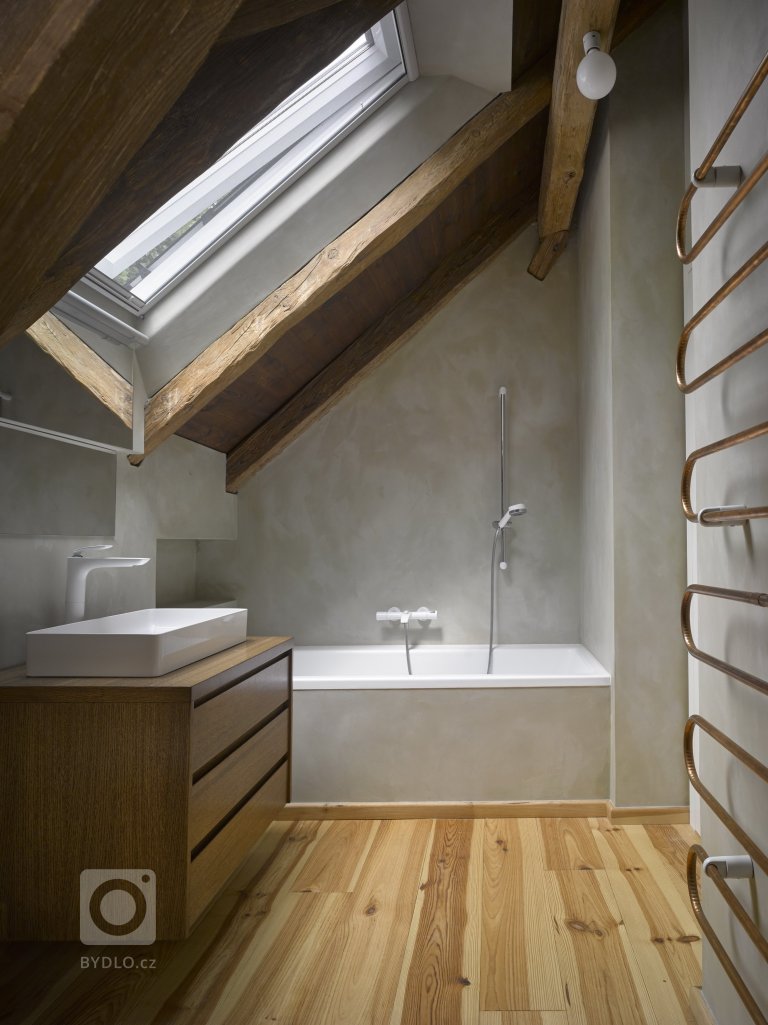 add picture to album