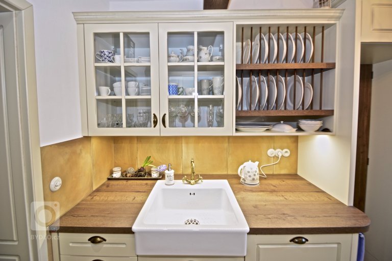 add picture to album