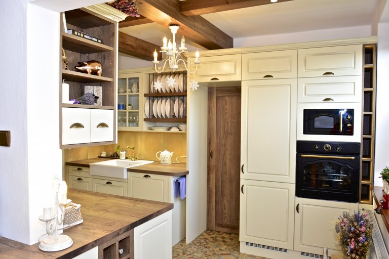 add picture to album