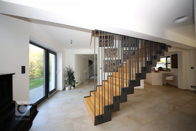 add picture to album