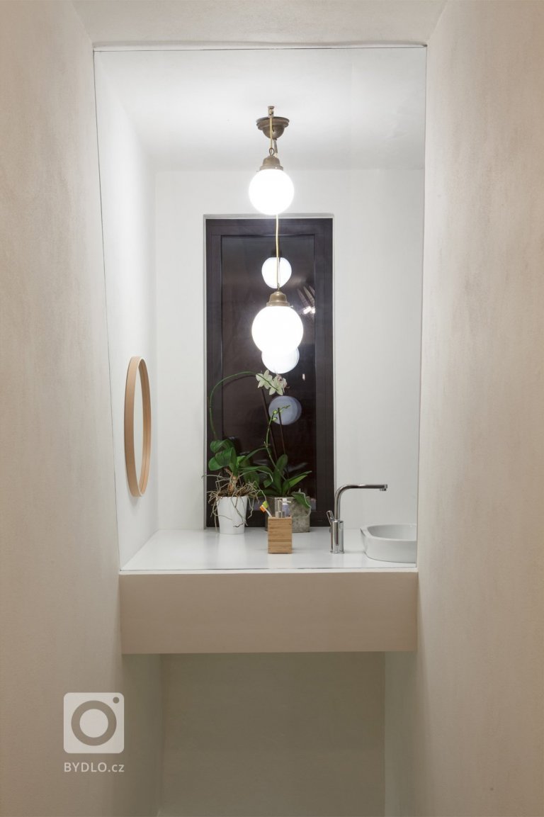 add picture to album