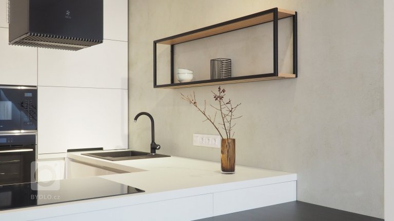 add picture to album