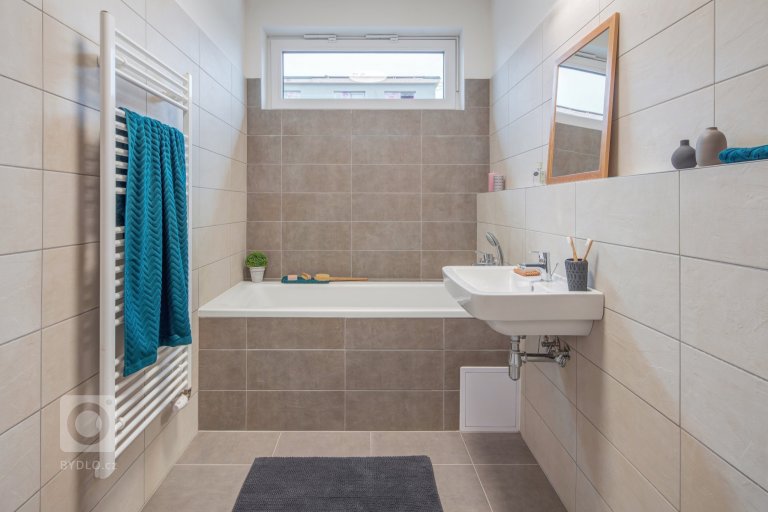 add picture to album