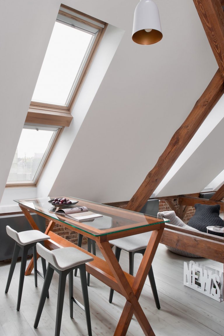Loft, ve kterém najdete původní staré trámy