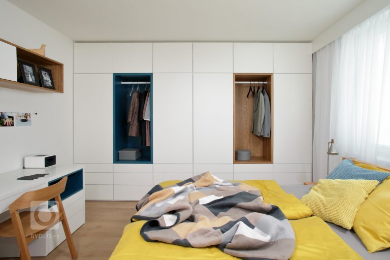 add picture to album