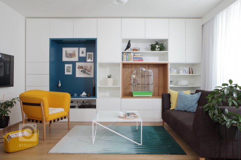 add picture to album