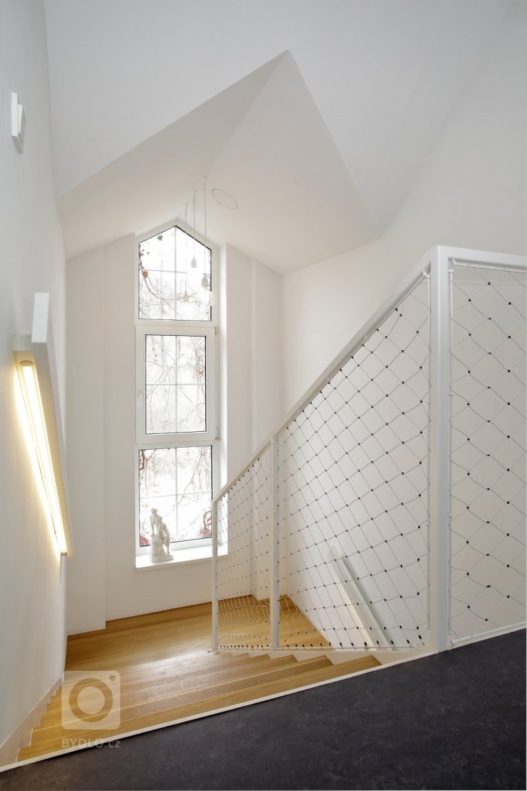 add picture to album