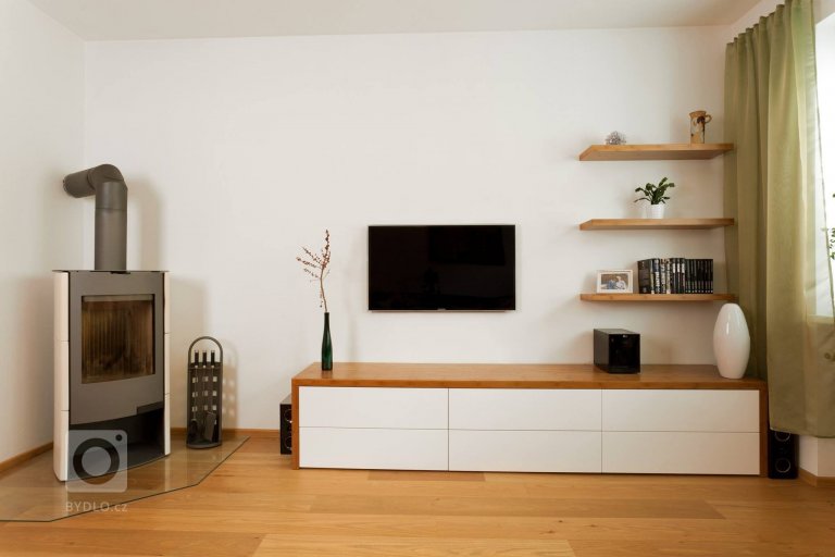 add picture to album