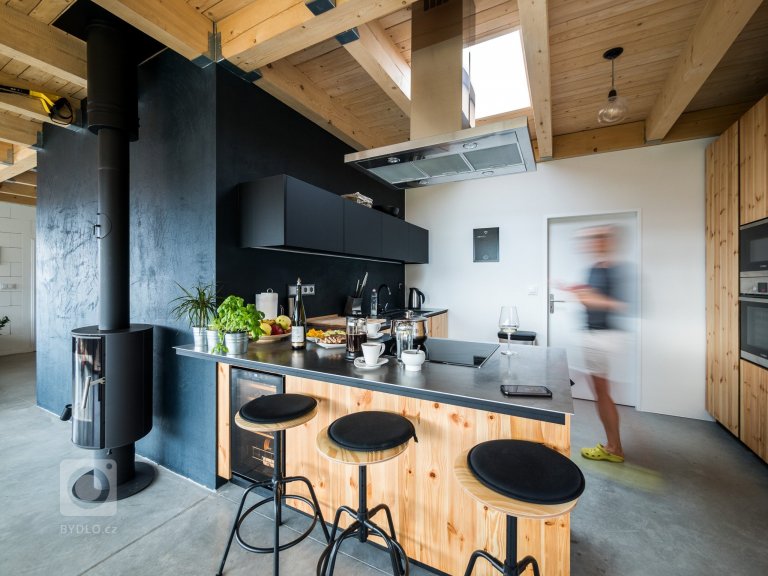 add picture to album