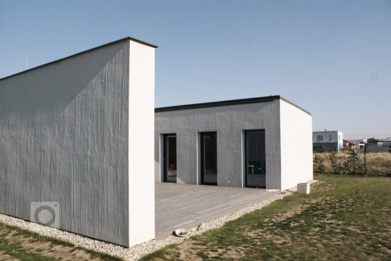 add picture to album